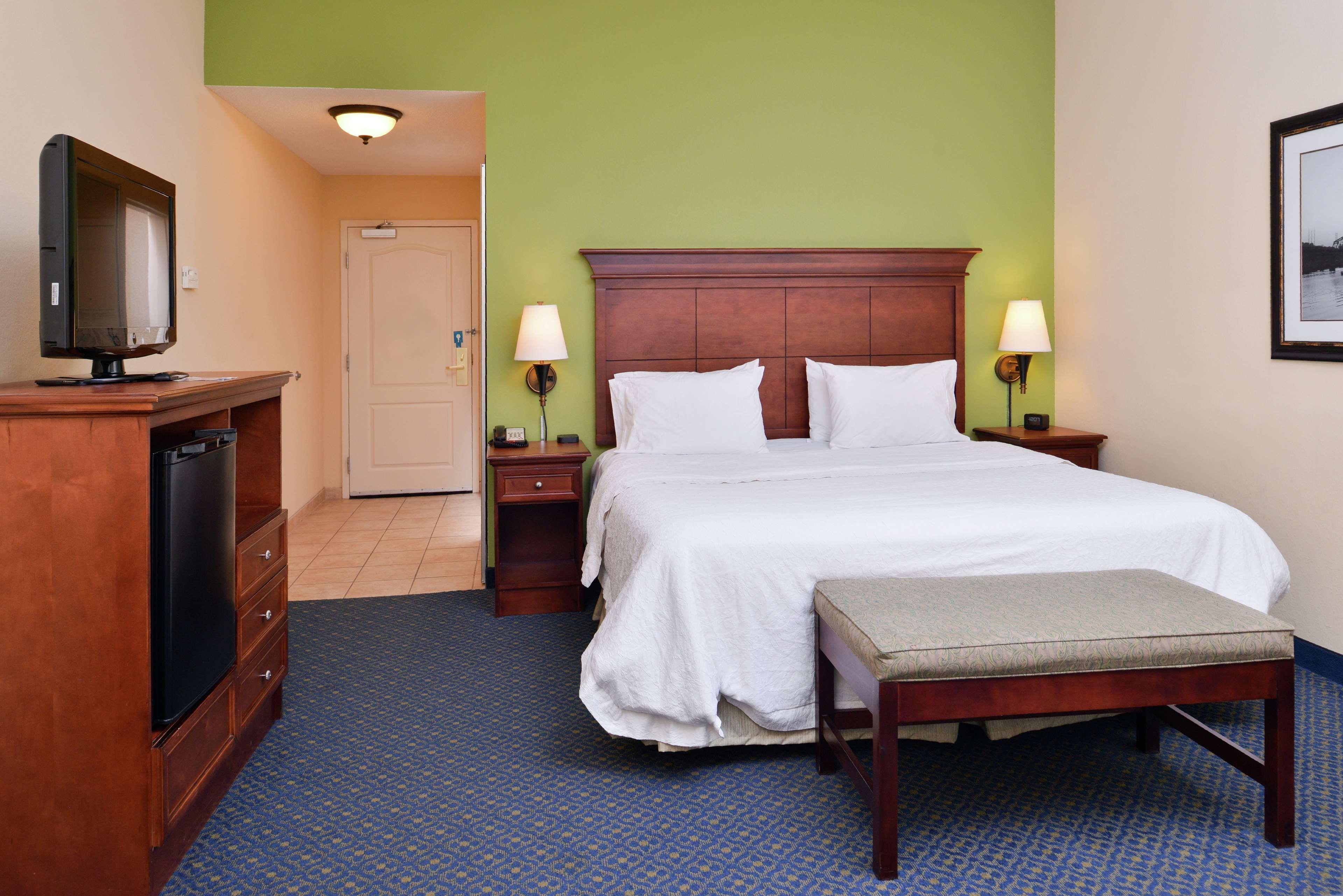 Hampton Inn Jackson-College Avenue Extérieur photo