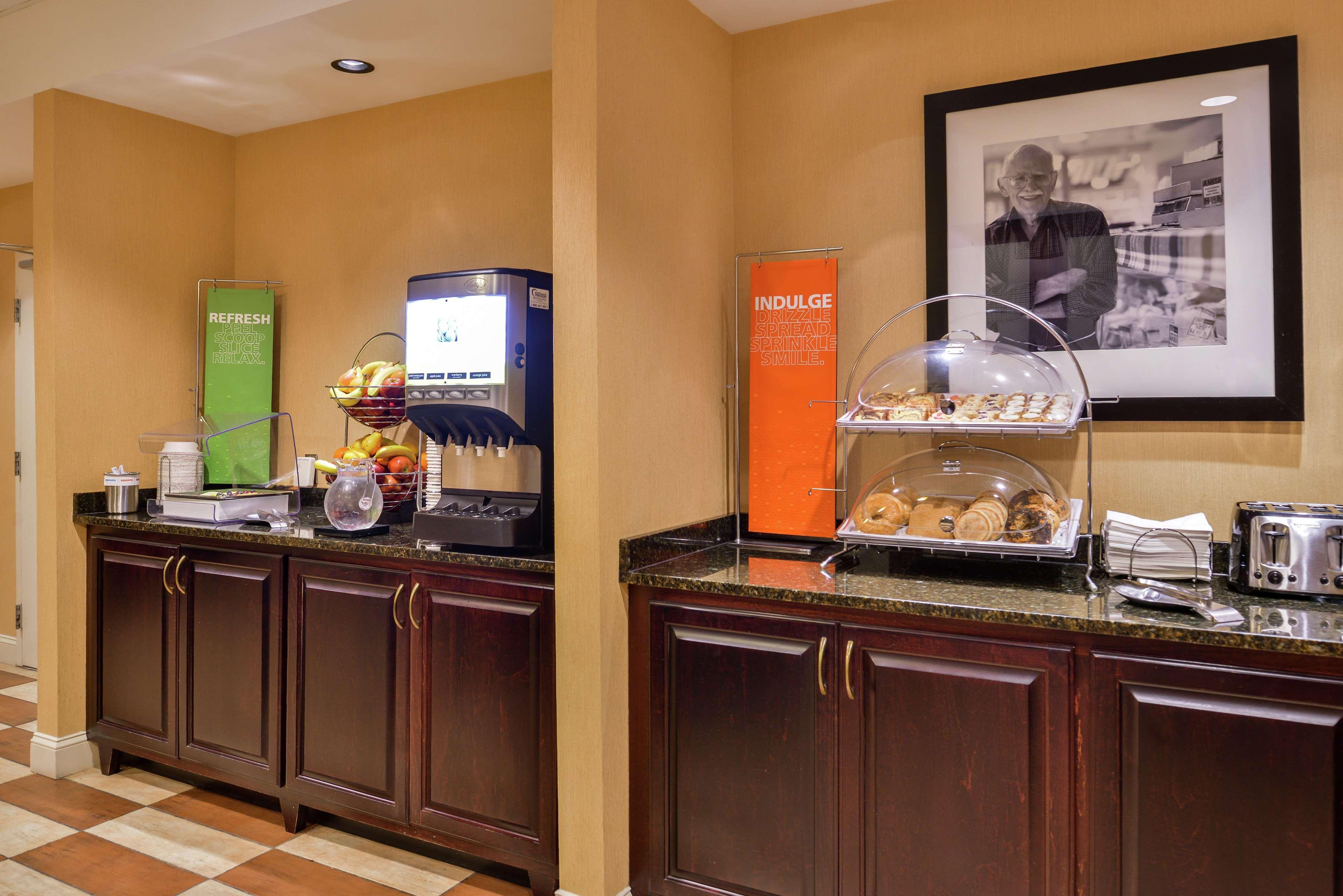 Hampton Inn Jackson-College Avenue Extérieur photo