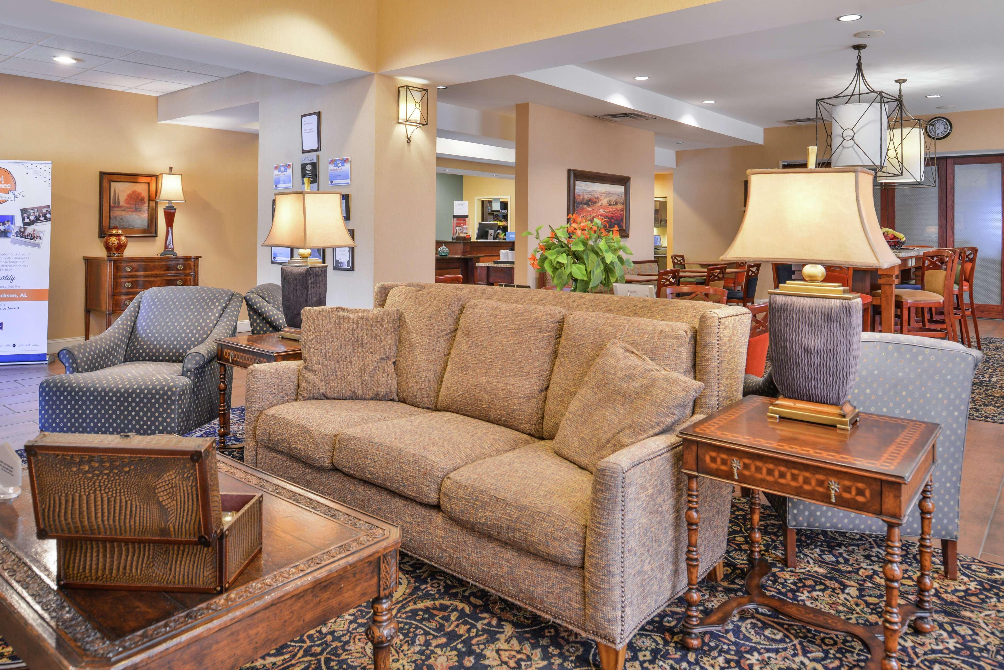 Hampton Inn Jackson-College Avenue Extérieur photo