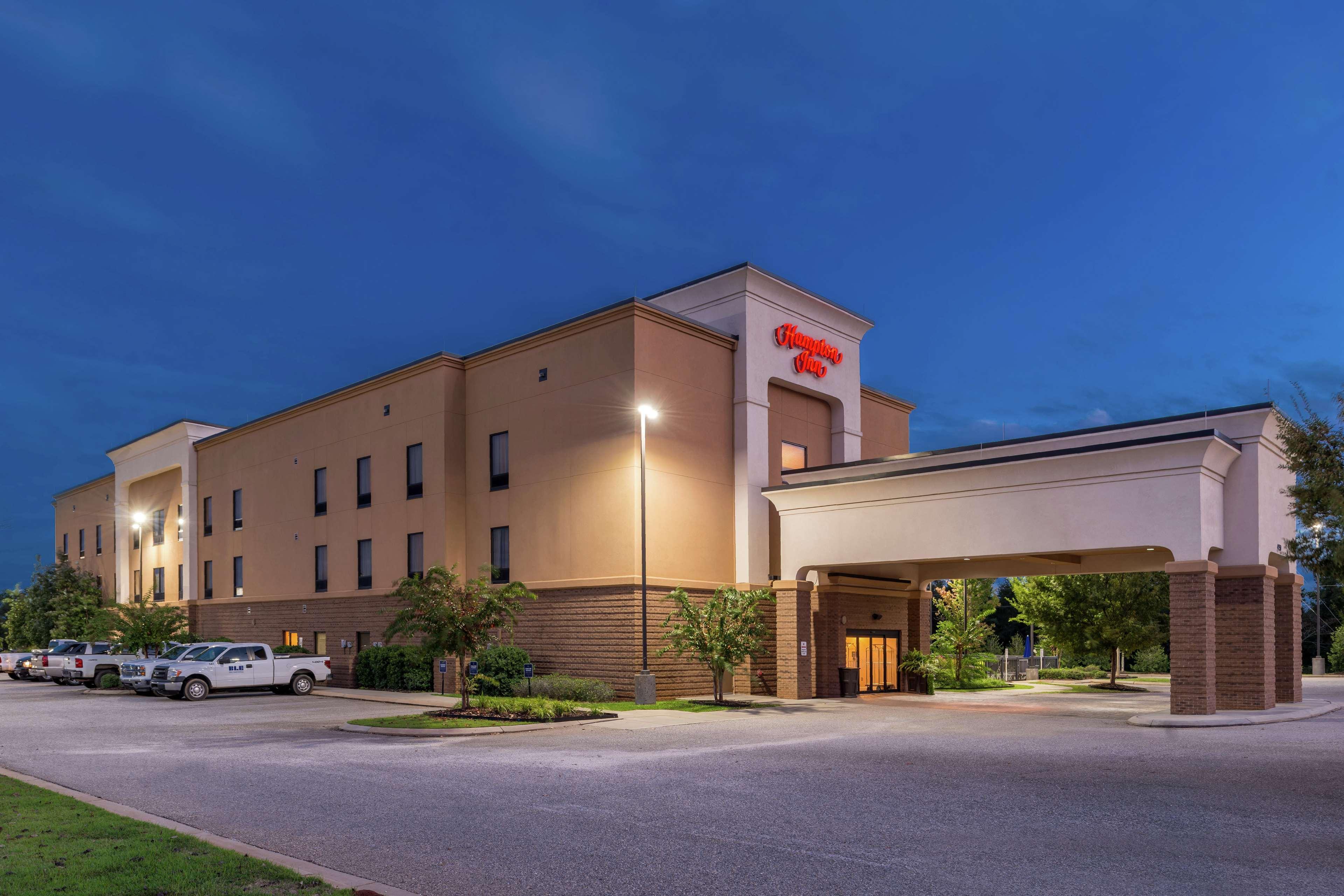 Hampton Inn Jackson-College Avenue Extérieur photo
