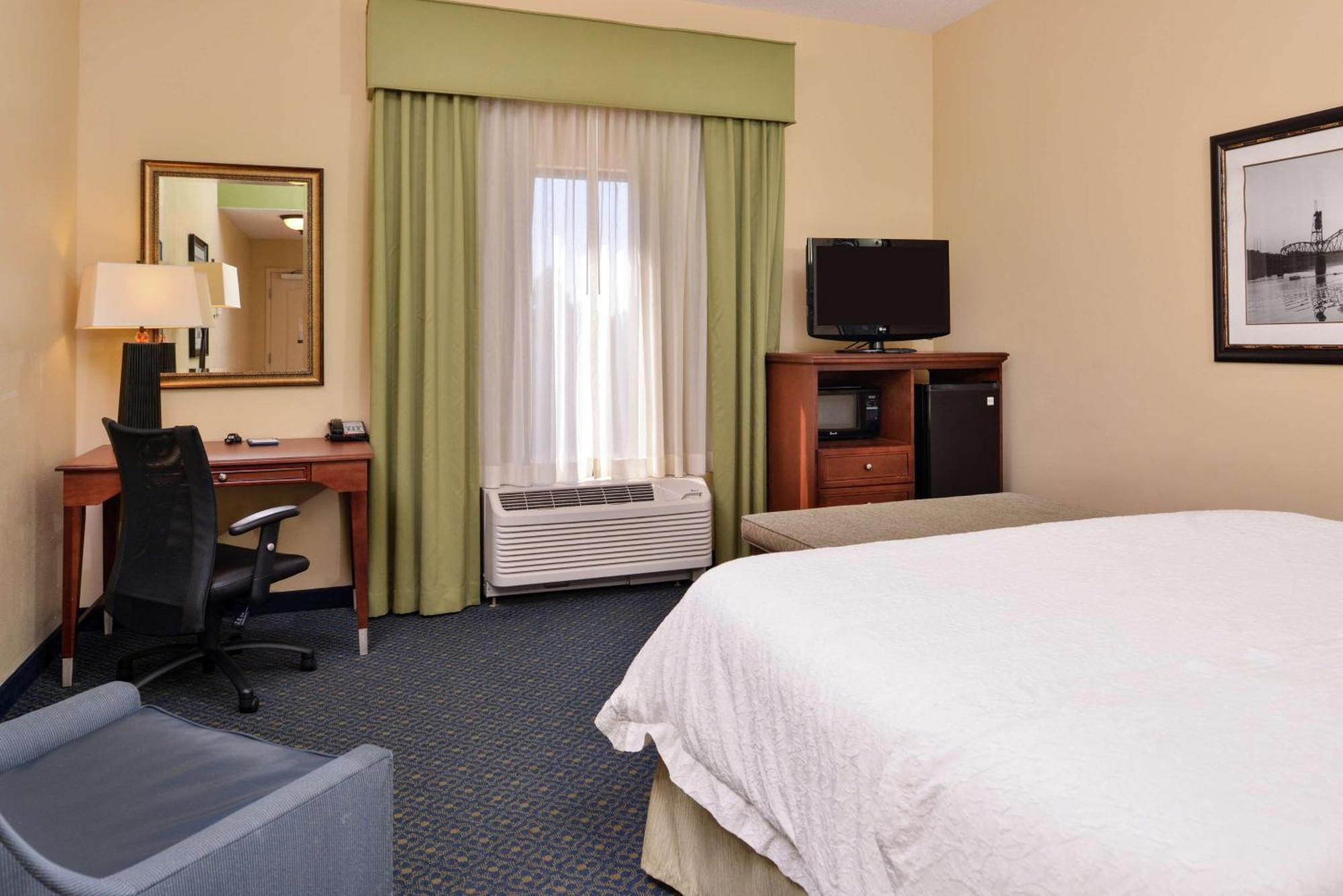 Hampton Inn Jackson-College Avenue Extérieur photo